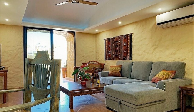 Cabo Marina 3-Bedrooms - Spacious & Modern in Cabo San Lucas
