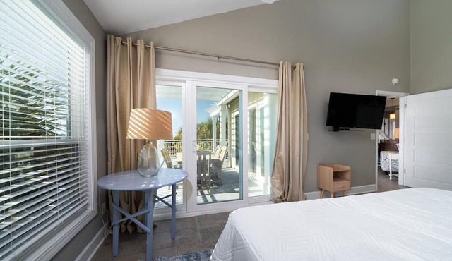 2nd Floor Ocean View Atrium! 5 Stars! Dog Welcome! in Seabrook Island