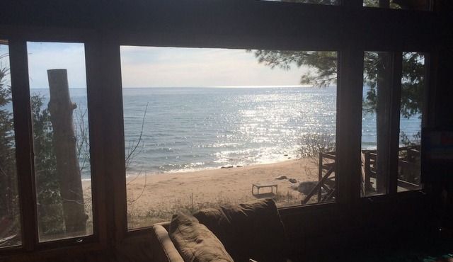 Cottage on the beach in Harbor Springs