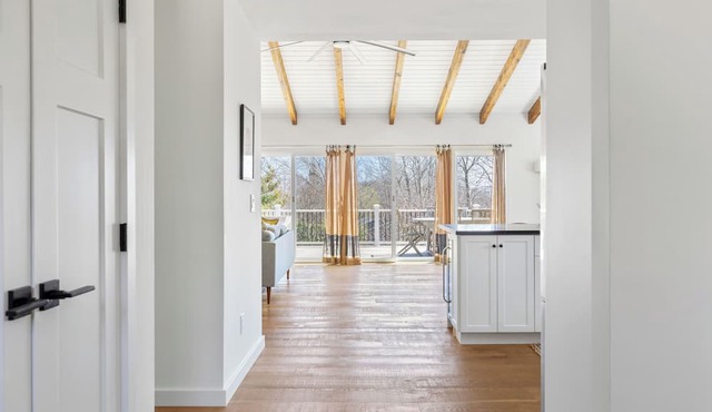 Chic Coastal Cottage In Hither Hills, Montauk. Private Ocean Access in Montauk