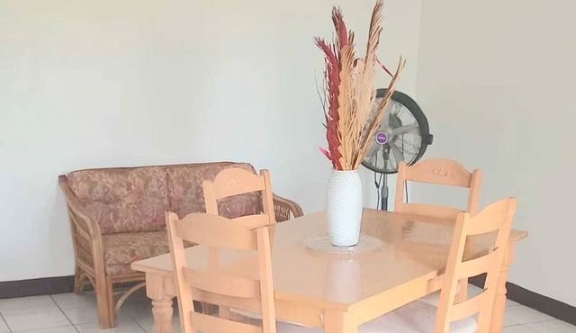 "Central Gem: 5 Min to Airport, Frigate Bay & Downtown Port"