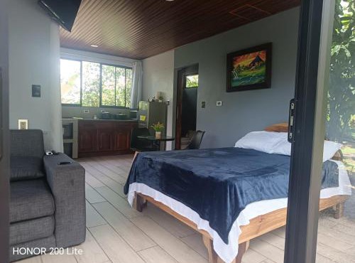 Piedra Viva Retreat Cabin in San Gerardo