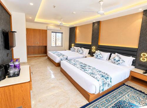 Hotel Dwarka Palace in Dwarka