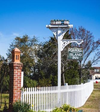 Roanoke Island Inn in Manteo