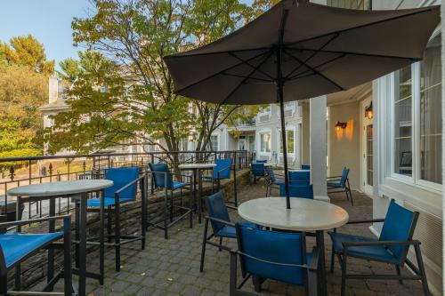 Holiday Inn Express Hotel 